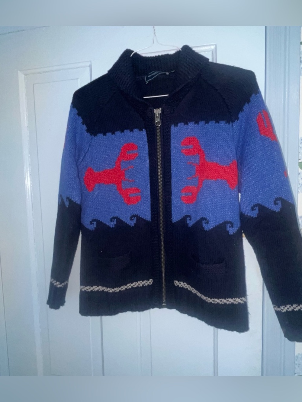 Vineyard Vines Navy and red Zip-Up Sweater with Red Lobster Motif